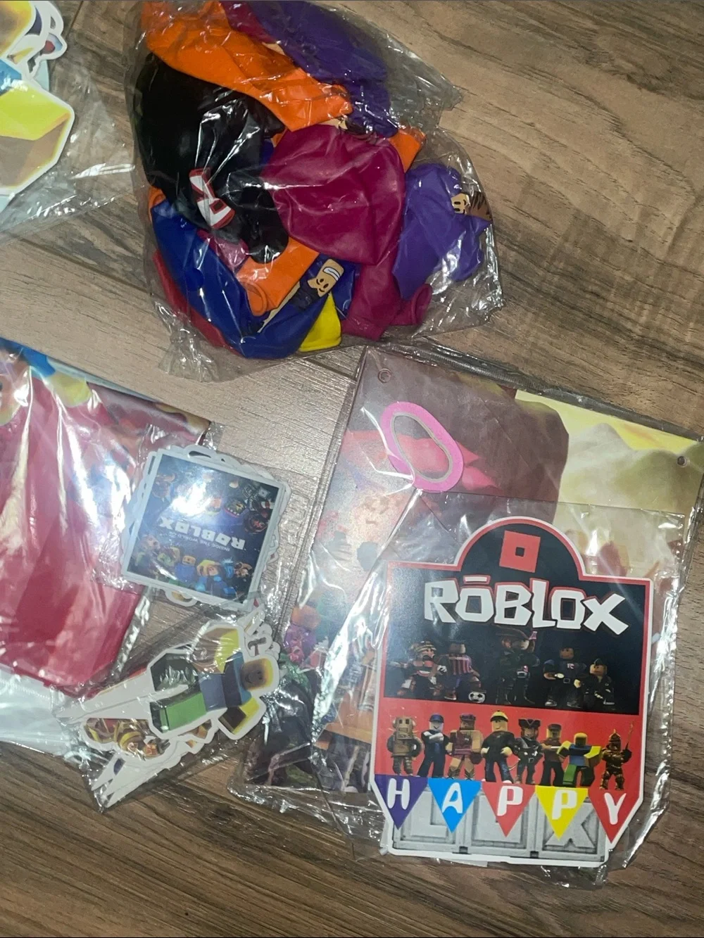 Roblox Happy Birthday Decorations